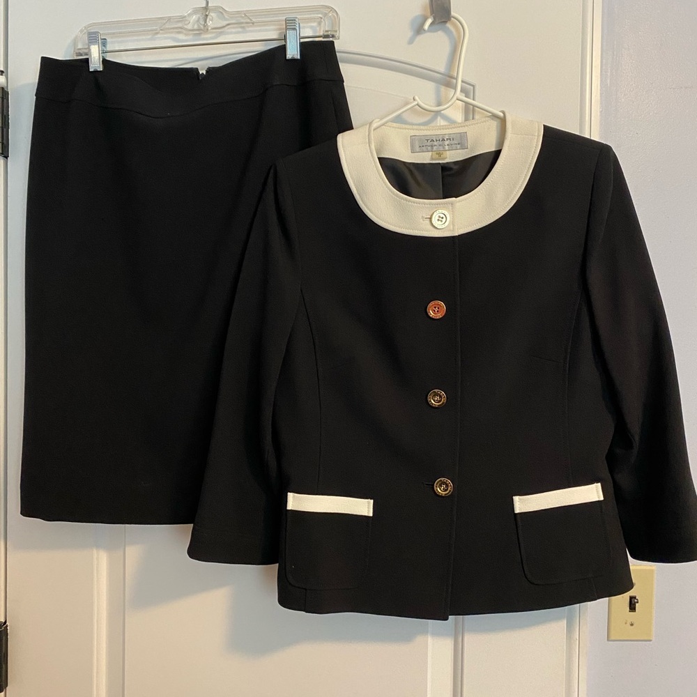 Tahari Elegant Black Skirt Suit